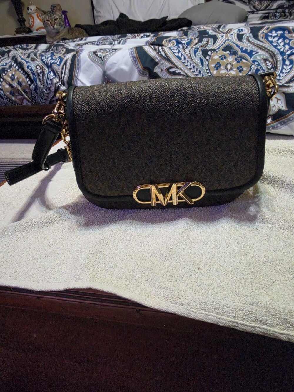 Micheal Kors purse